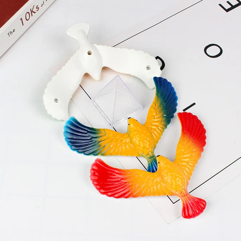 1PC Zufällige Farbe Kinder Neuheit Balance Adler Vogel Lustige Lernen Magie Box Balance Vogel Montessori Spielzeug Kinder Geschenk