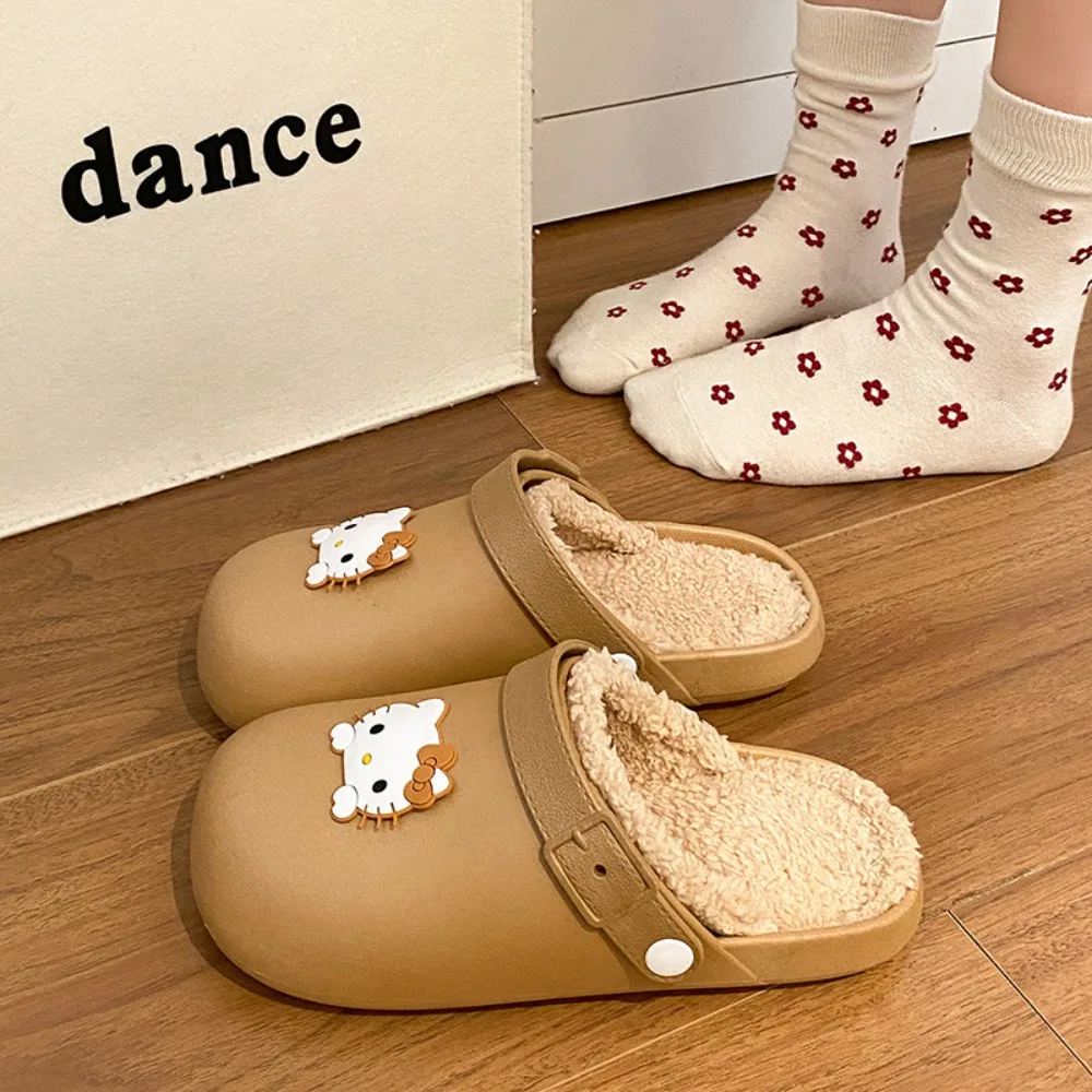 شباشب قطنية نسائية من HelloKitty مريحة ومتعددة الاستخدامات وقابلة للإزالة وقابلة للغسل ومضادة للانزلاق شتوية كاجوال ناعمة من الأسفل متينة