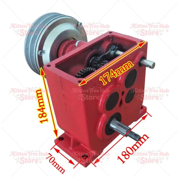 Small four-wheel drive sprayer transmission site Silver-gray bucket truck Transmission box Rolling press Traveling box