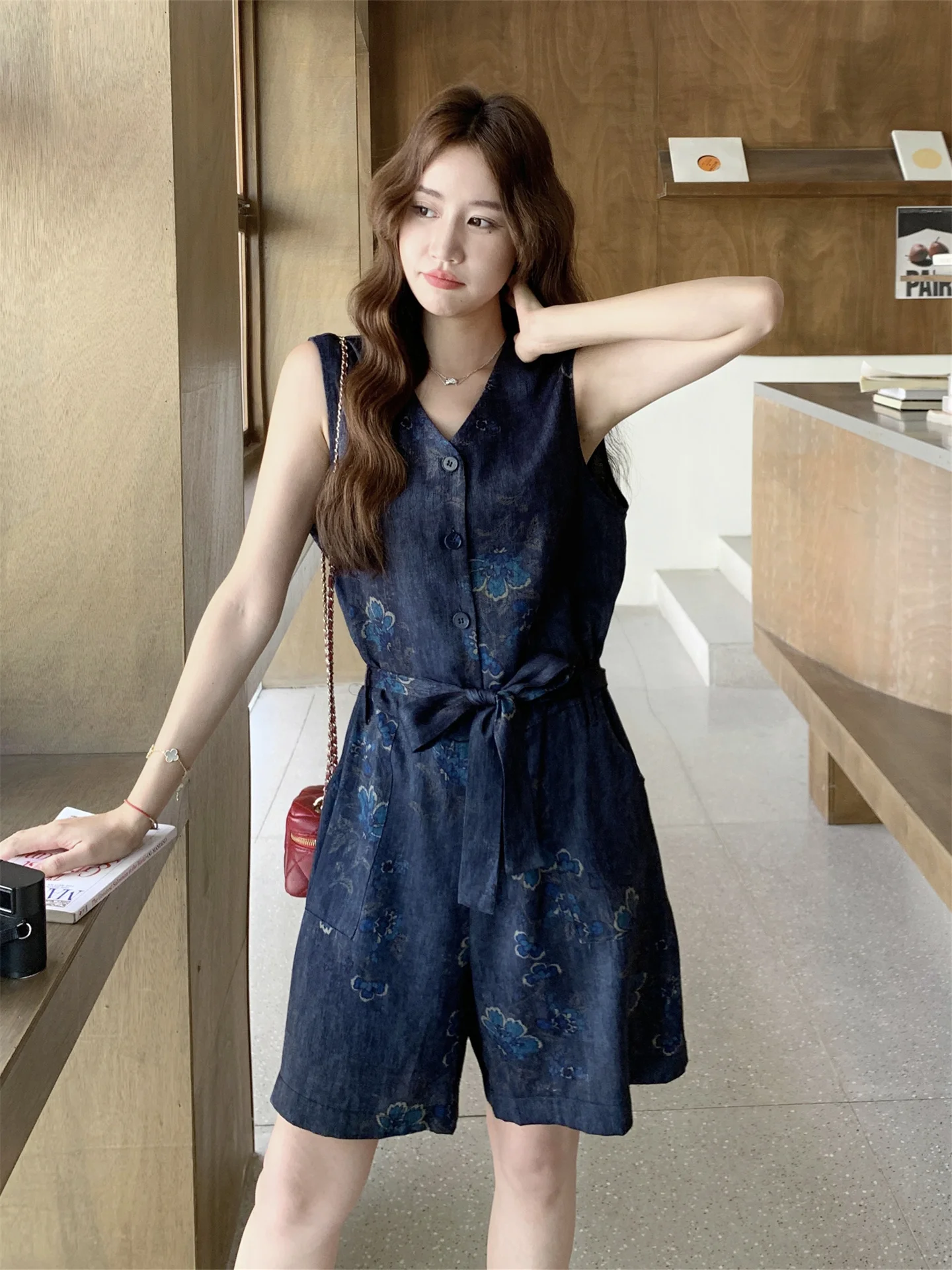 Adelgazante bordado Floral Denim pantalones de pierna ancha mono de mujer de cintura alta novedad de verano Sle Retro Jeans monos