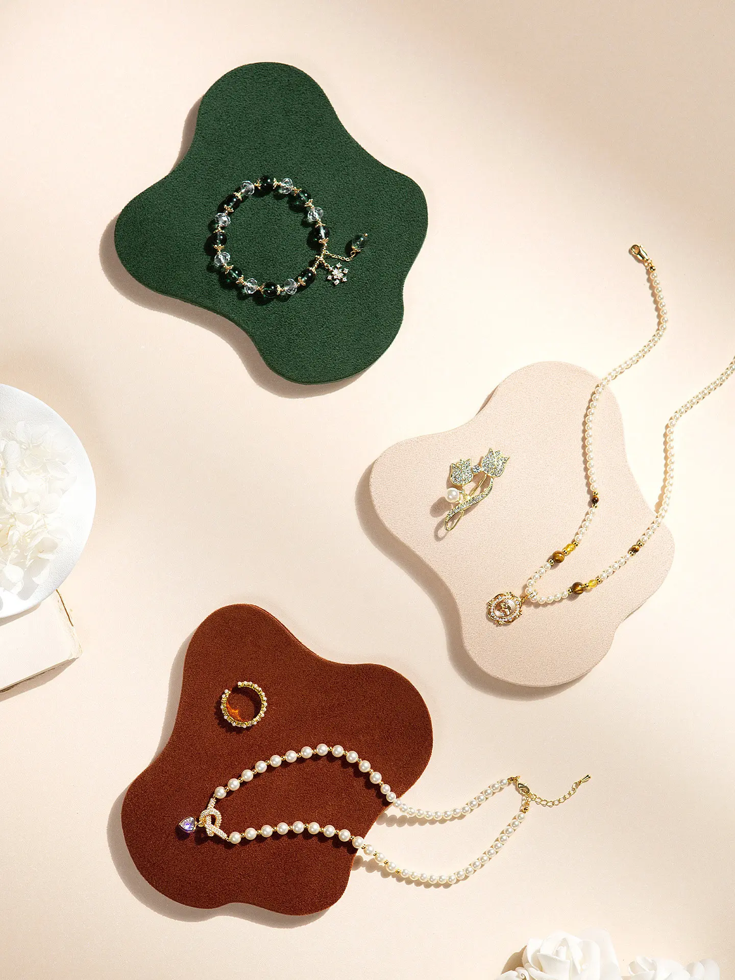 Irregular Velvet Jewelry Display Tray, Unique Shape Stand for Ring Necklace Bracelet, Counter Showcase & Storage Organizer