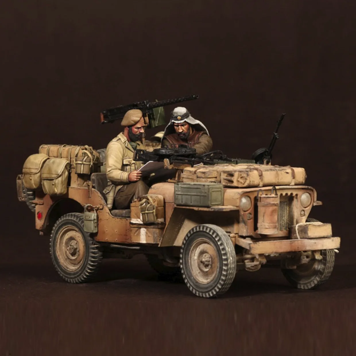 1/35 Resin Unpainted Model Kit, SAS Jeep Group (only 2 people without car) - North African, unassembled and unpainted GK, 927R