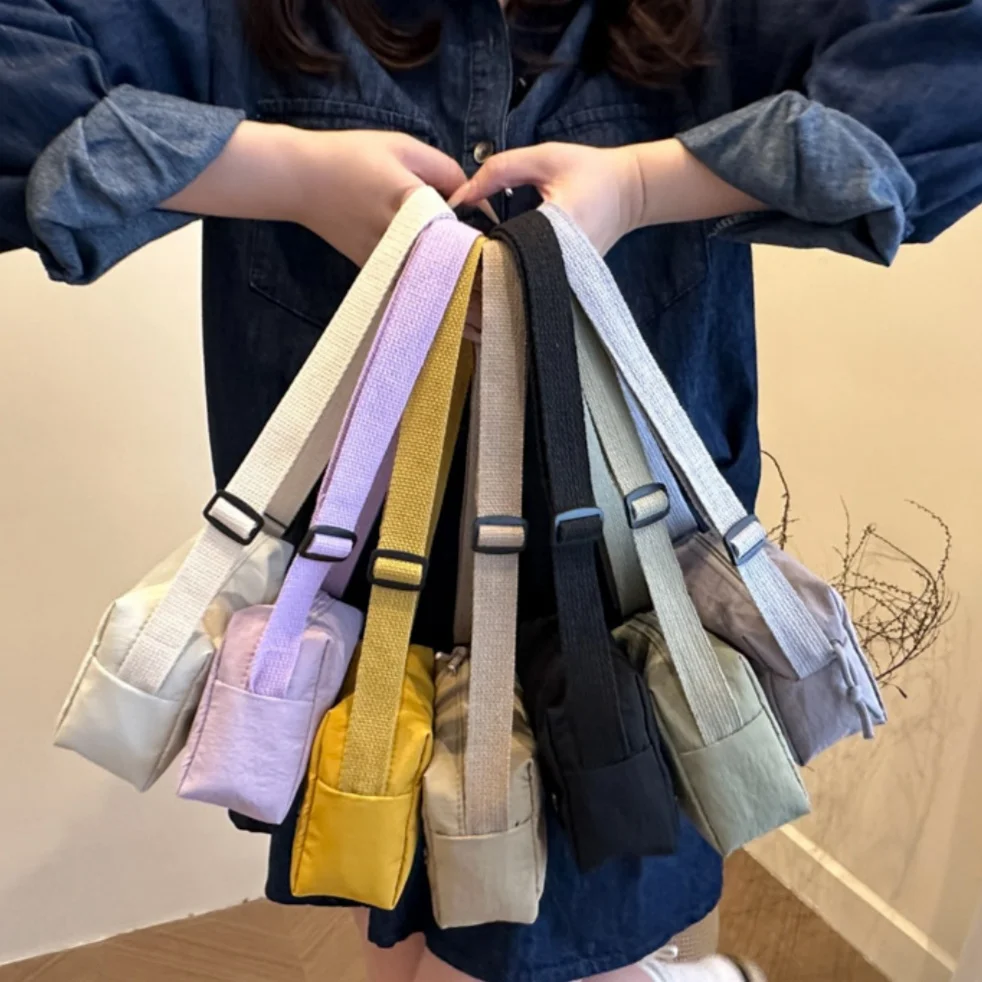 Leichte Damen-Umhängetasche für Pendler, einfache, einfarbige Sport-Hüfttasche, lässige Brusttasche für den täglichen Gebrauch und die Arbeit – Detail 2