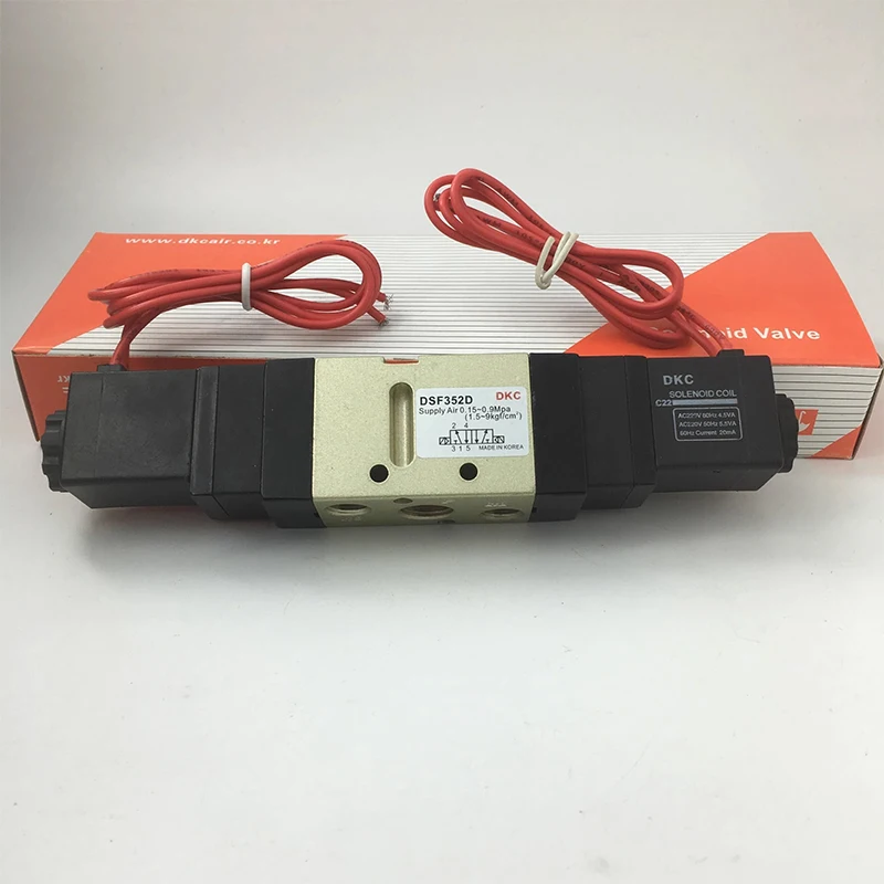 Imagem -03 - Dkc Pneumático Solenóide Operado Válvula Direcional Dsf352s Dsf352d Ac220v Dc24v