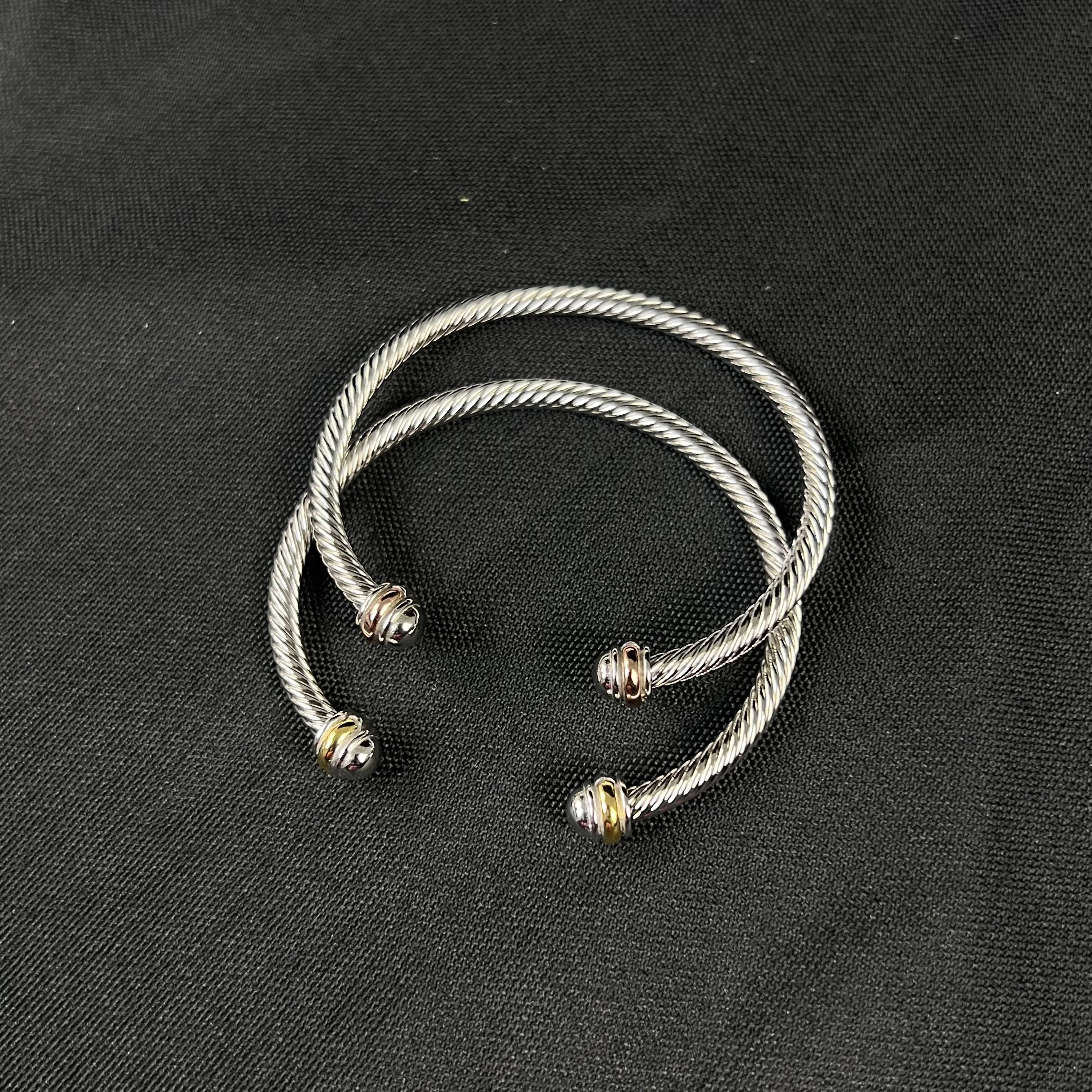 

Стерлингового серебра 925 пробы, новинка 2025 года, 4 мм, цветной браслет с круглой головкой, нейтральный модный тренд, классический ретро, простой индивидуальный роскошный ювелирный браслет