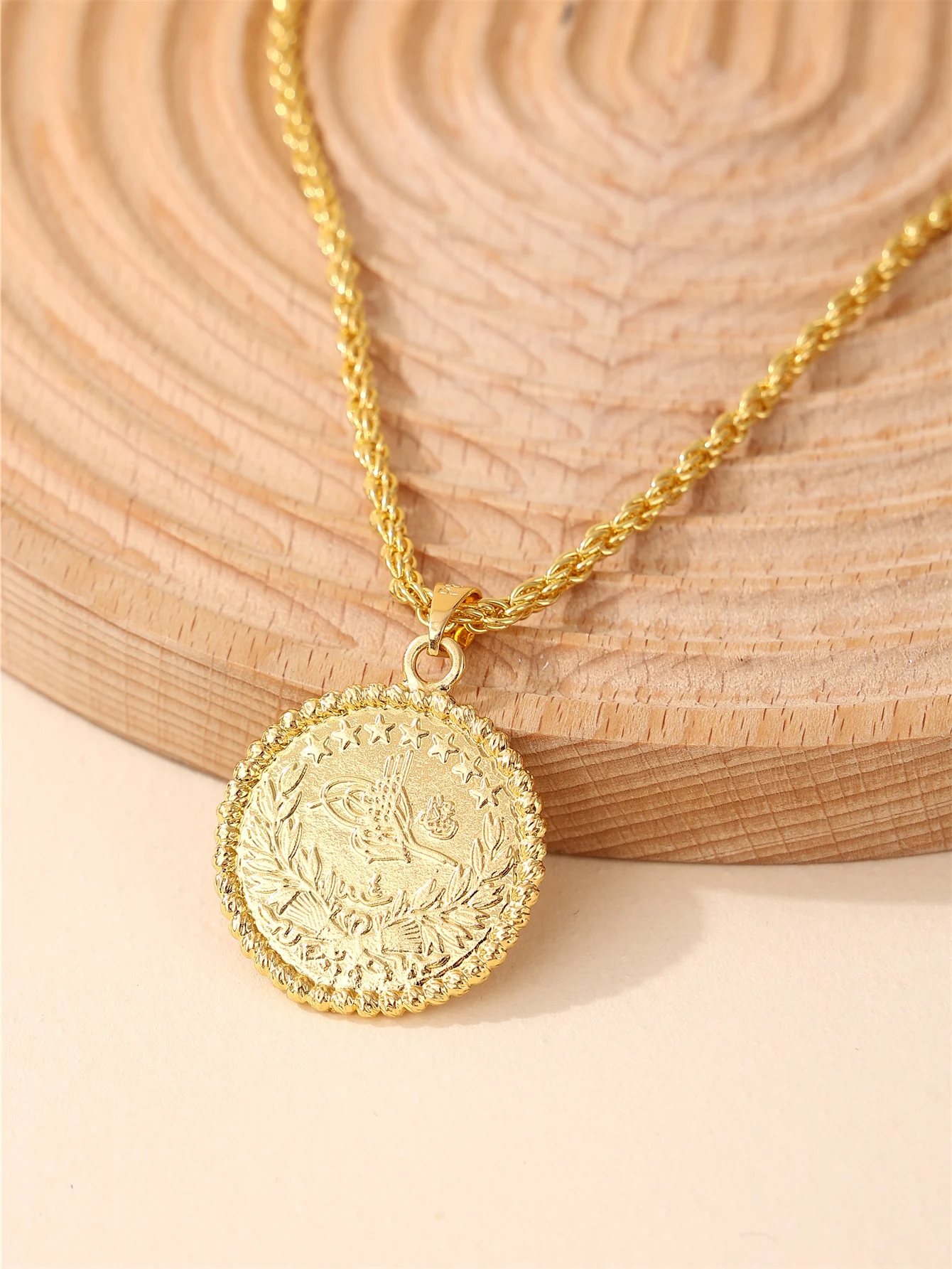 

Gold-Plated Turkish Ladies' Pendant Ottoman Pattern for Parties & Evenings Ladies' Jewelry Necklace
