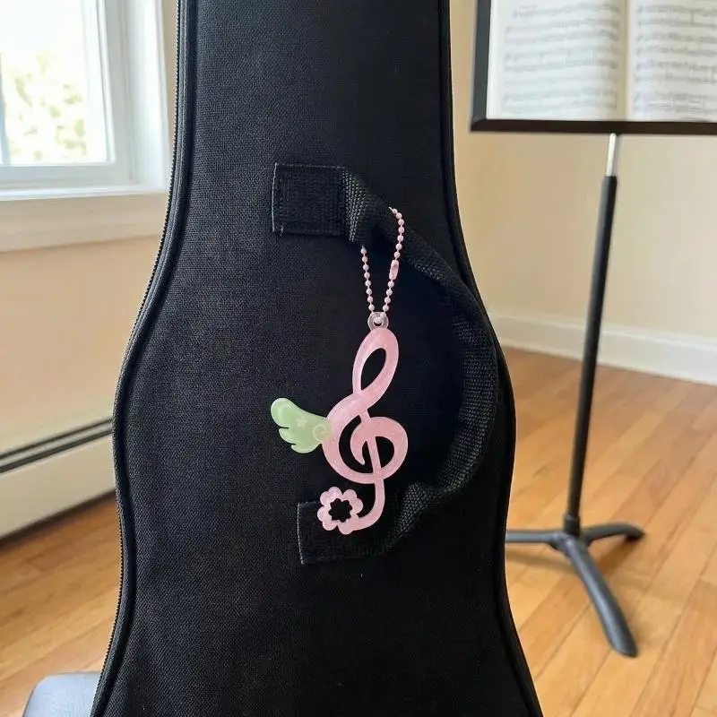 Niedlicher Kleeblatt-Musiknoten-Schlüsselanhänger mit Flügel-Charm, Glücksbringer-Schlüsselring, Ins-Stil, süßer Taschenanhänger für Mädchen und Frauen, Auto-Schlüsselzubehör, Geschenk – Detail 7
