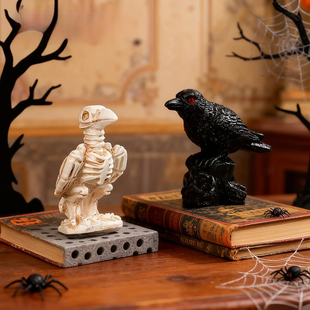 Gothic Crow Resin Figurines, Black Raven & Skeleton Bird Statue, Spooky Desktop Ornament for Halloween & Dark Style Decor