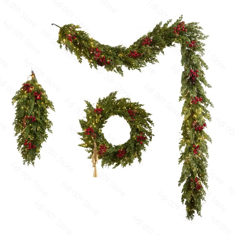 PE Artificial Christmas Wreath Garland With Red Berries For Wall Door Decoration
