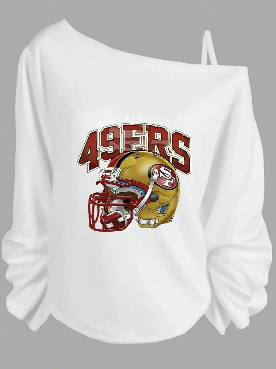 

Off-Shoulder Long Sleeve Graphic Top with Football Helmet Print, Loose Fit, Women's Fall Winter Casual Tee