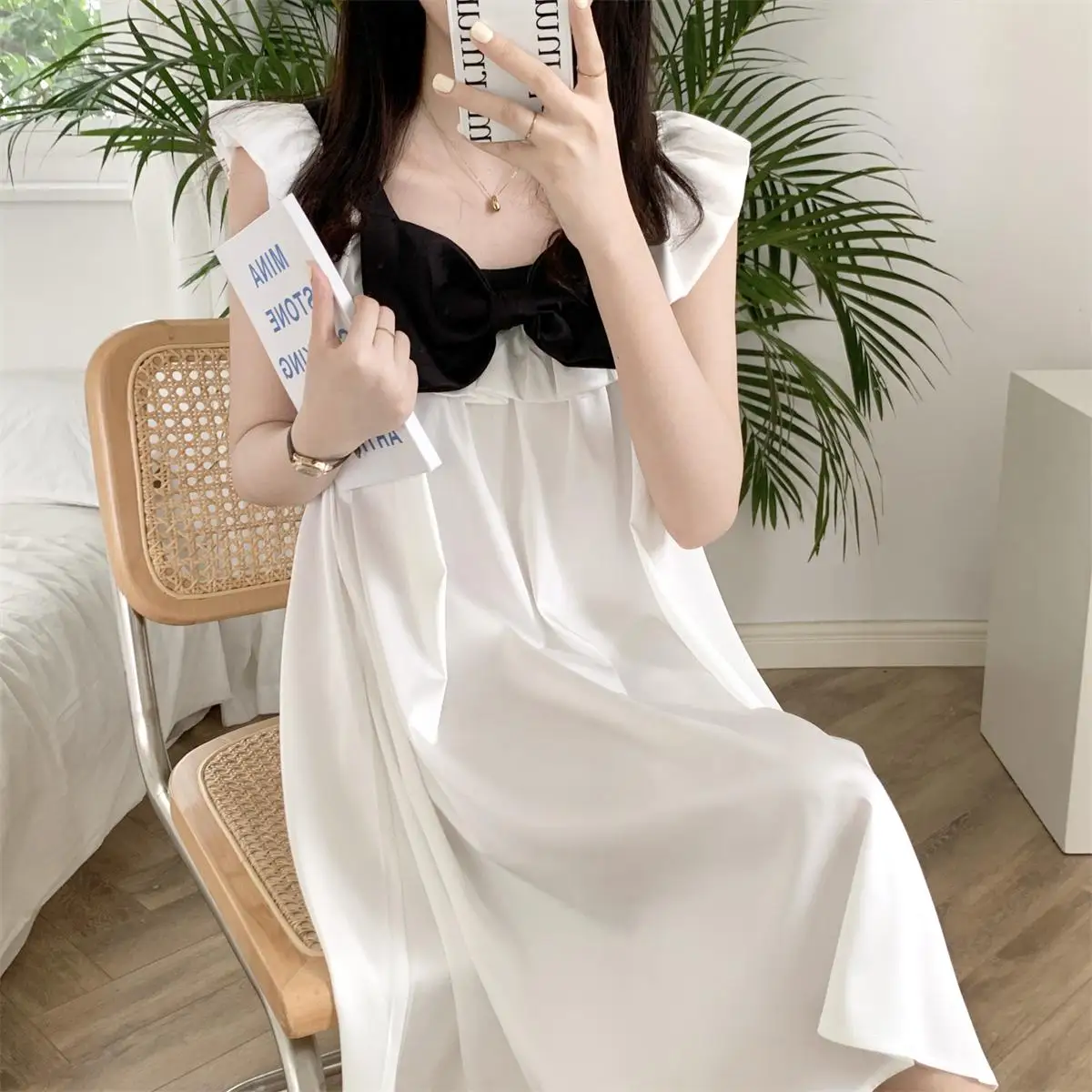 

White Silk Summer Nightgown Women Black Big Bow Sleeveless Knee-Length Sleepwear Kawaii Night Dress Loose Casual Sweet Elegant