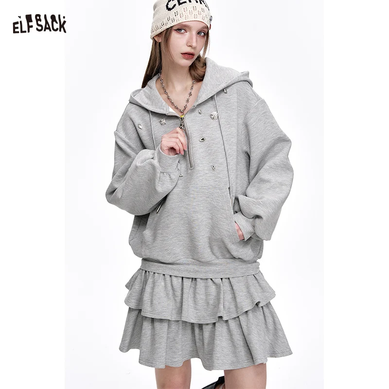 ELFSACK 2025 Spring New Arrivals Diamond Grey Pleated Hoodie Dress Women Sweet Fluffy Dress