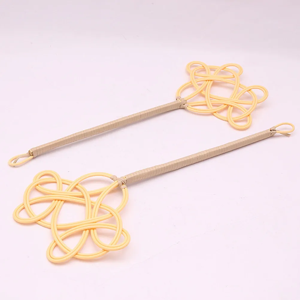 

Щетка для чистки ковров и ковриков с длинной ручкой, пластиковая, для удаления пыли с одеял, бытовой инструмент для уборки ковров и ковриков