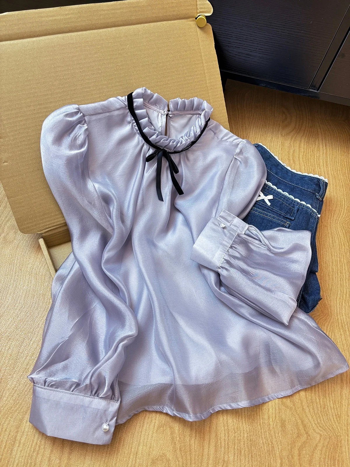 

Новинка весенней коллекции: Женская фиолетовая блузка с узлом, деревянным воротником, рукавами-фонариками и длинными рукавами, свободного кроя, в стиле Ciwalk