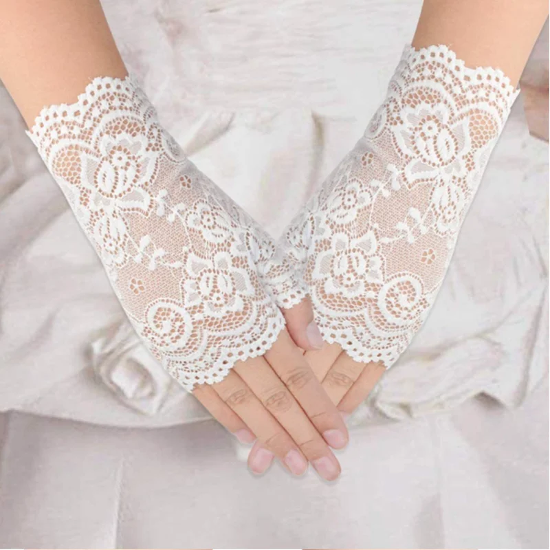 Lady's lace trimmed half-finger gloves - lace exposed-finger gloves. The vintage patterns are perfect for taking photos