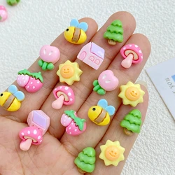 30Pcs New Cute Resin Mini Bee Tree Strawberry Sun Flatback Ornament Jewelry Making Manicure Hairwear Accessories