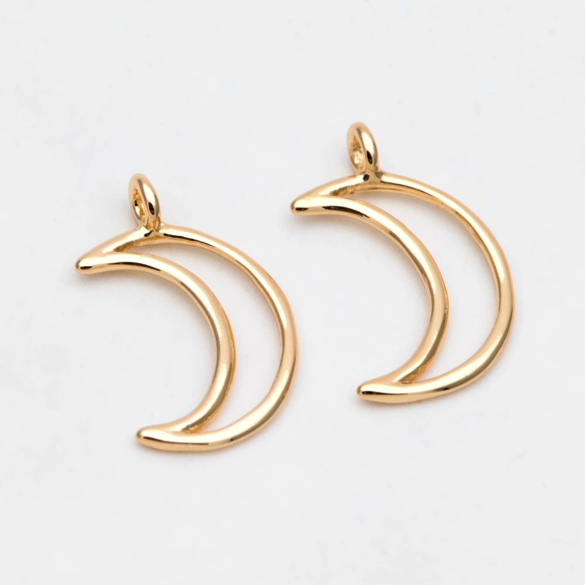 

10pcs/Lot Gold Plated Brass Moon Charms 16x10mm, Lead Nickel Free, Tarnish Resistant (GB-287)