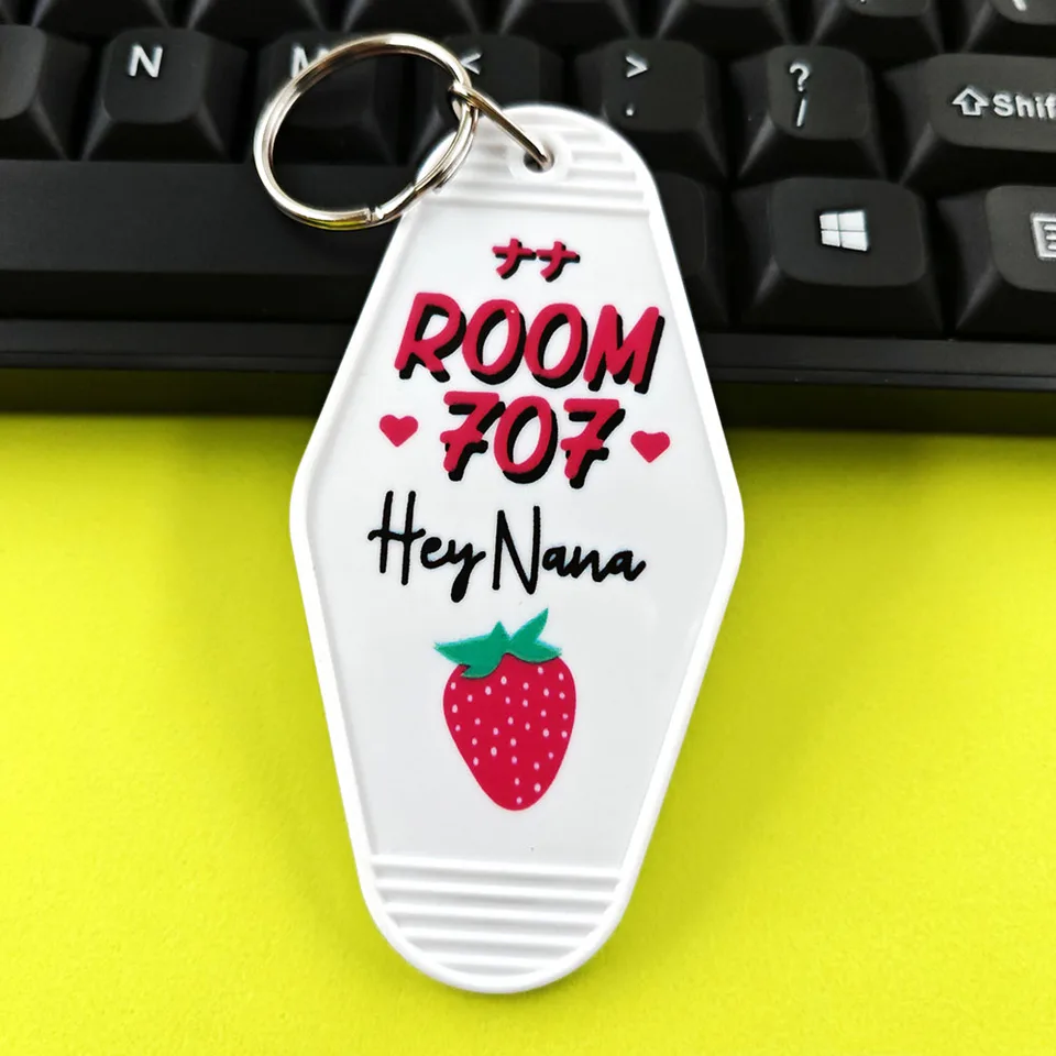Anime NANA Plastic Key Tag Strawberry Pattern 707 Room Keychain