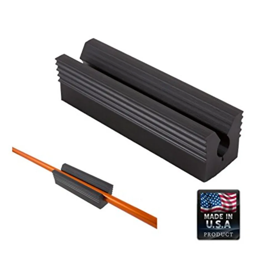 Rubber Vise Clamp Kit with Retractable Hook Blade for Regripping Golf Clubs Wedges Irons Drivers Putters Free Golf Ball Marker