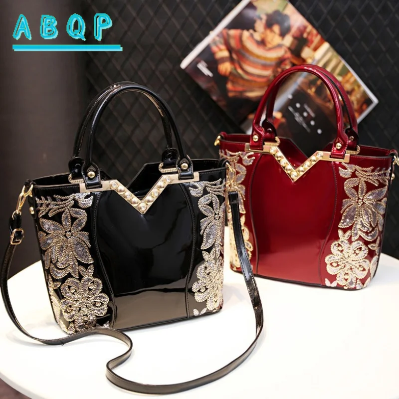 

Women's Handbags Luxury Brand Shiny Leather Diamond Shoulder Bag Women's Large Capacity Embroidered Fashionable Women's Bag