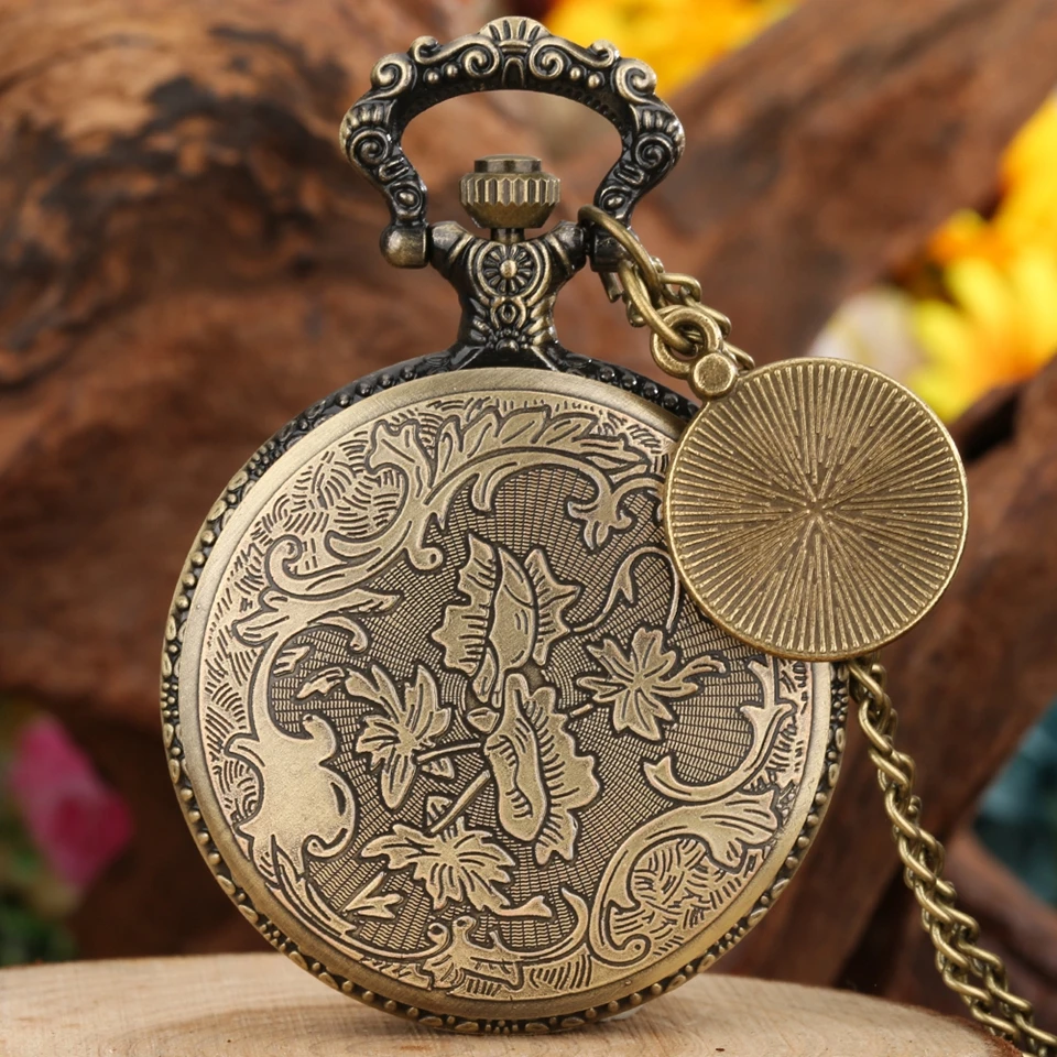 Hollow Retro Astronomical Compass Geometry Prague Design Quartz Pocket Necklace Watch Pendant Chain Clock with Compass Accessory