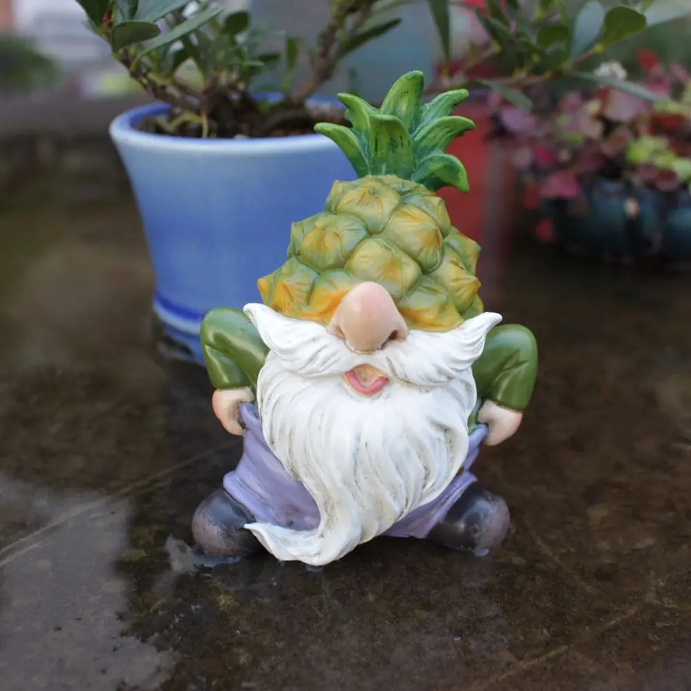 Funny Cute Fruit Gnomes Figurine Pitaya Durian Resin Crafts Mini Dwarf Statue Weatherproof Pineapple Gnome Statue Courtyard