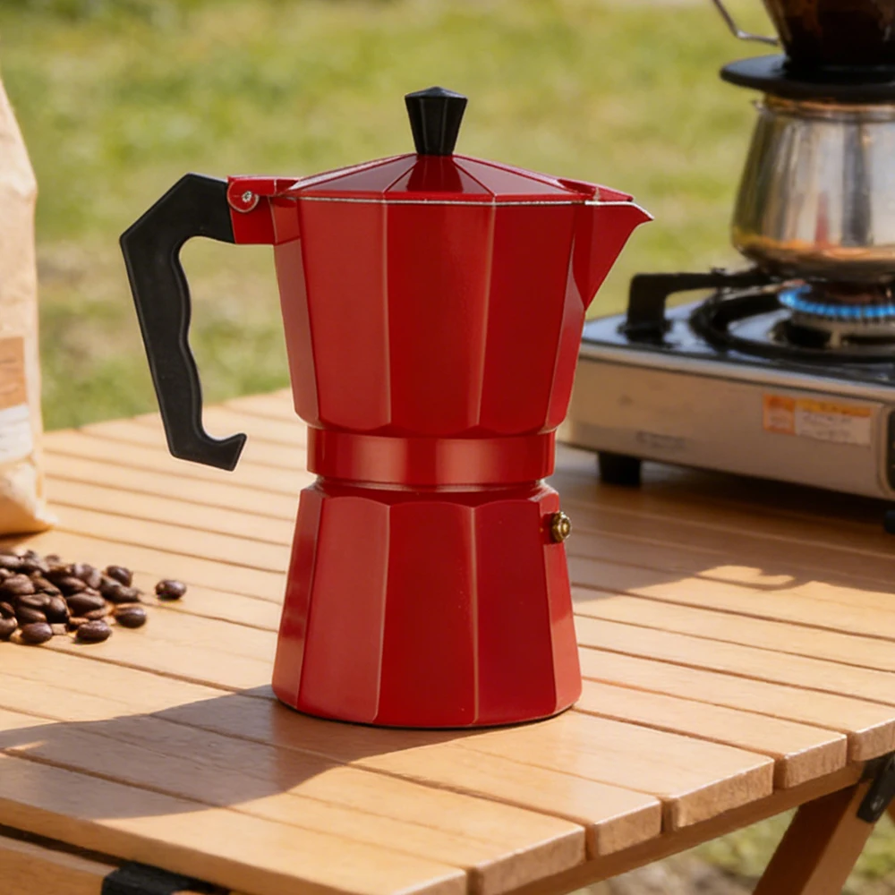 Venta al por mayor de cafeteras octogonales de acero inoxidable y otras herramientas de café europeas, incluyendo modelos italianos de aluminio