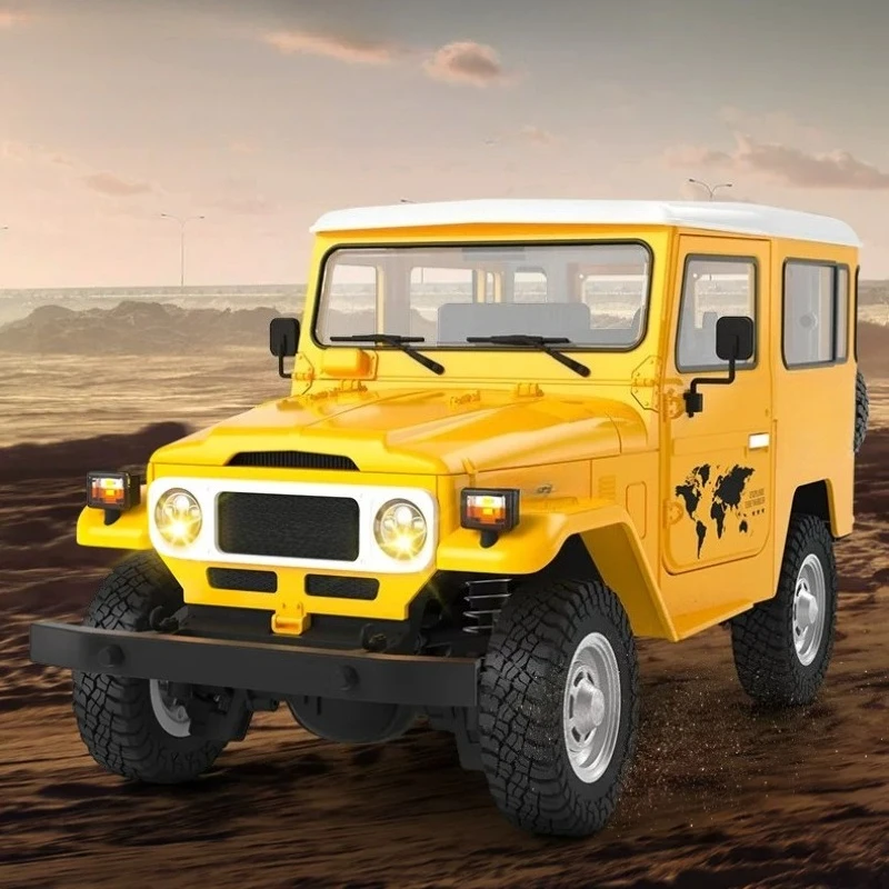 FJ40 1/16 RC Off-Road Vehicle Professional Crawler with Lights and Sound Effects Electric Toy Car Simulation Model Gift