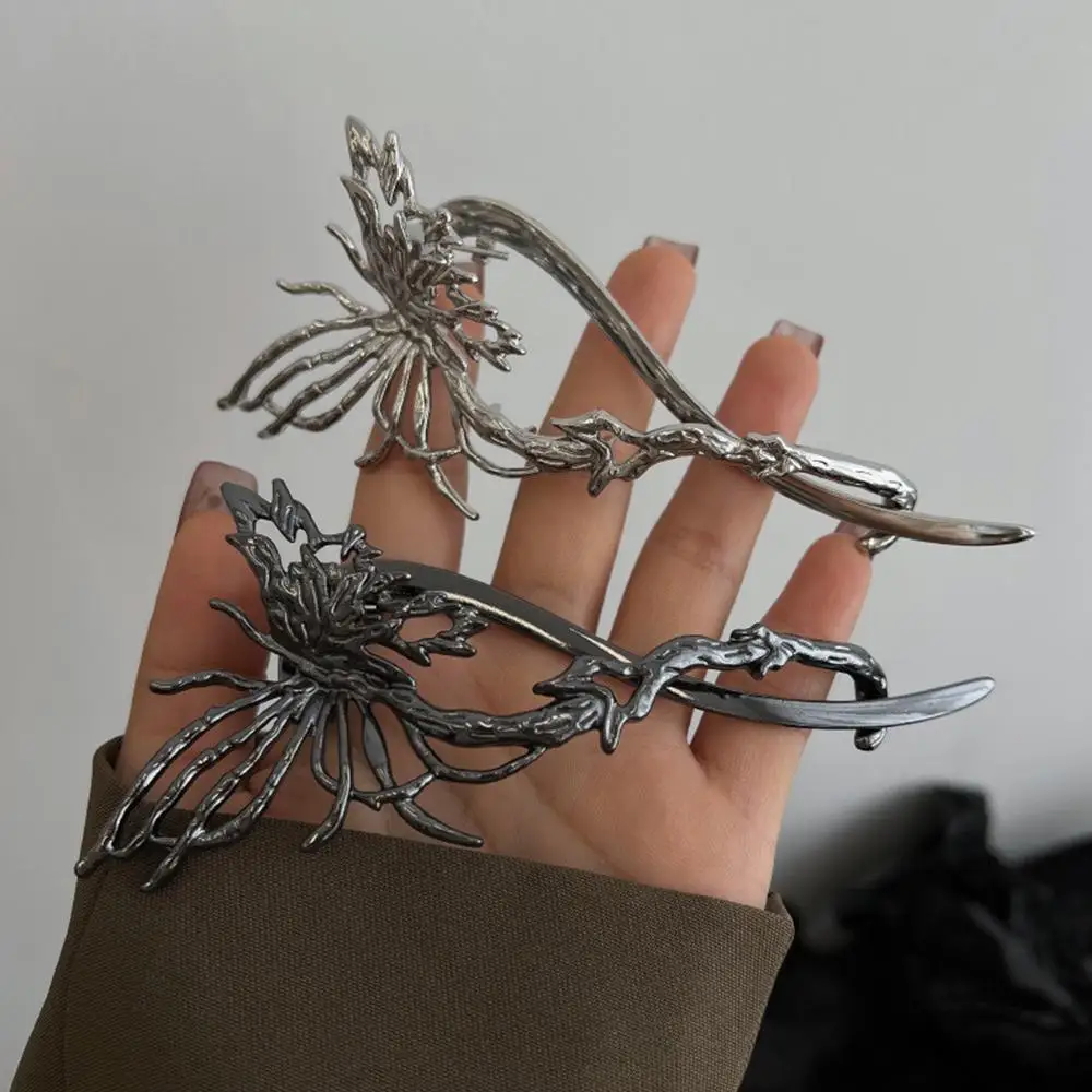 

Updos Large Size Alloy Hairpin Stylish Design Back of Head Plate Hair Clip Daily Use Banana Clip for Women