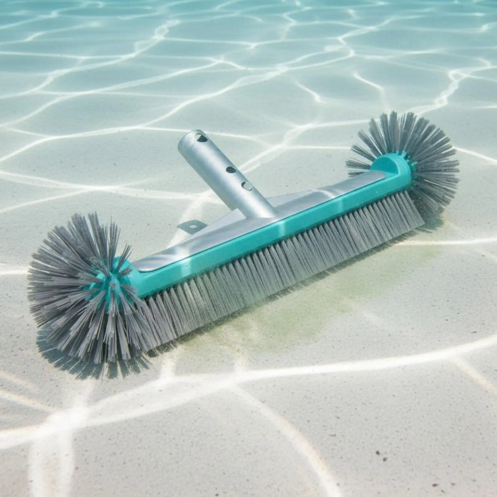 

18 Inch Pool Brush Head Simple Snap Attachment Sturdy Duty Microbial Growth Brush Aluminum Frame for Spa