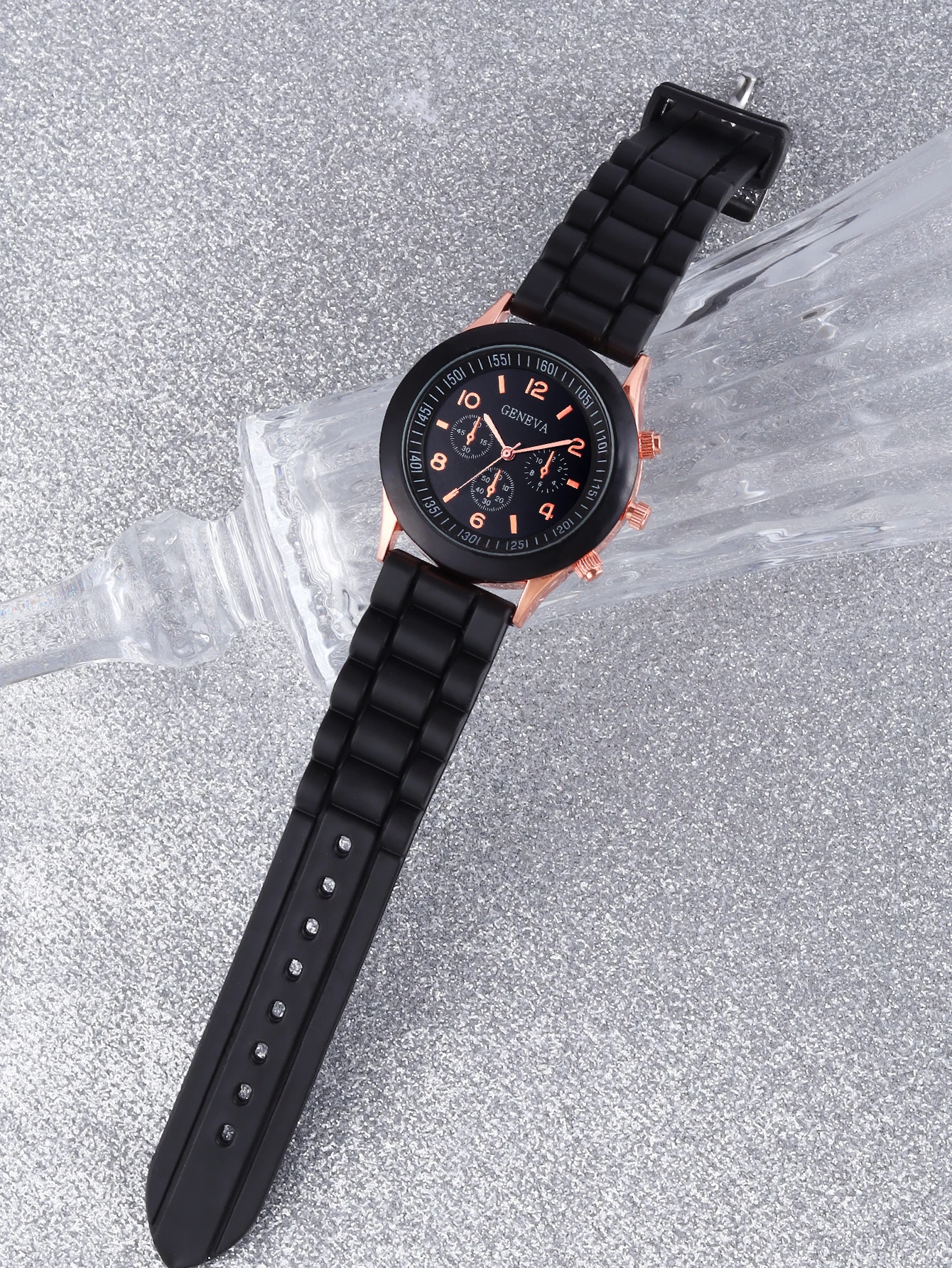 4PCS classic fashion black and white silicone women's men's quartz watch with beaded bracelet set lovers gift