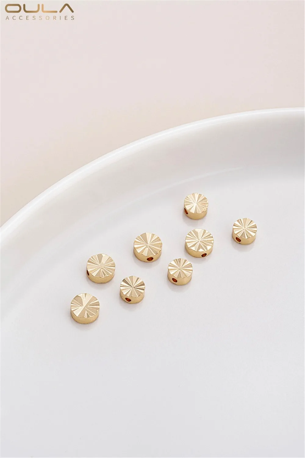10pcs 14K Gold-plated Double-sided Patterned Flat Spacer Beads Sunflower Round Disc Spacer Diy Bracelet Ear Accessory Materials