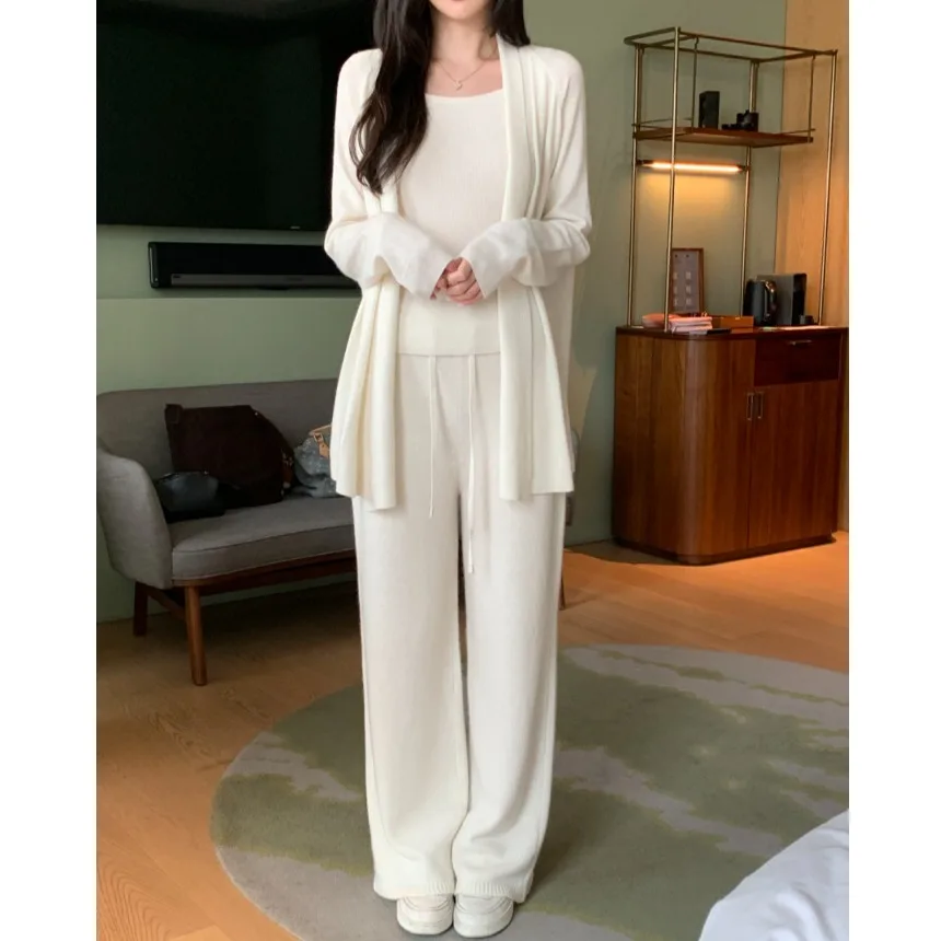 Korean Style Women's Three-Piece Set High-End Knitted Crop Top Cardigan plus Wide Leg Pants Fashionable And Attractive