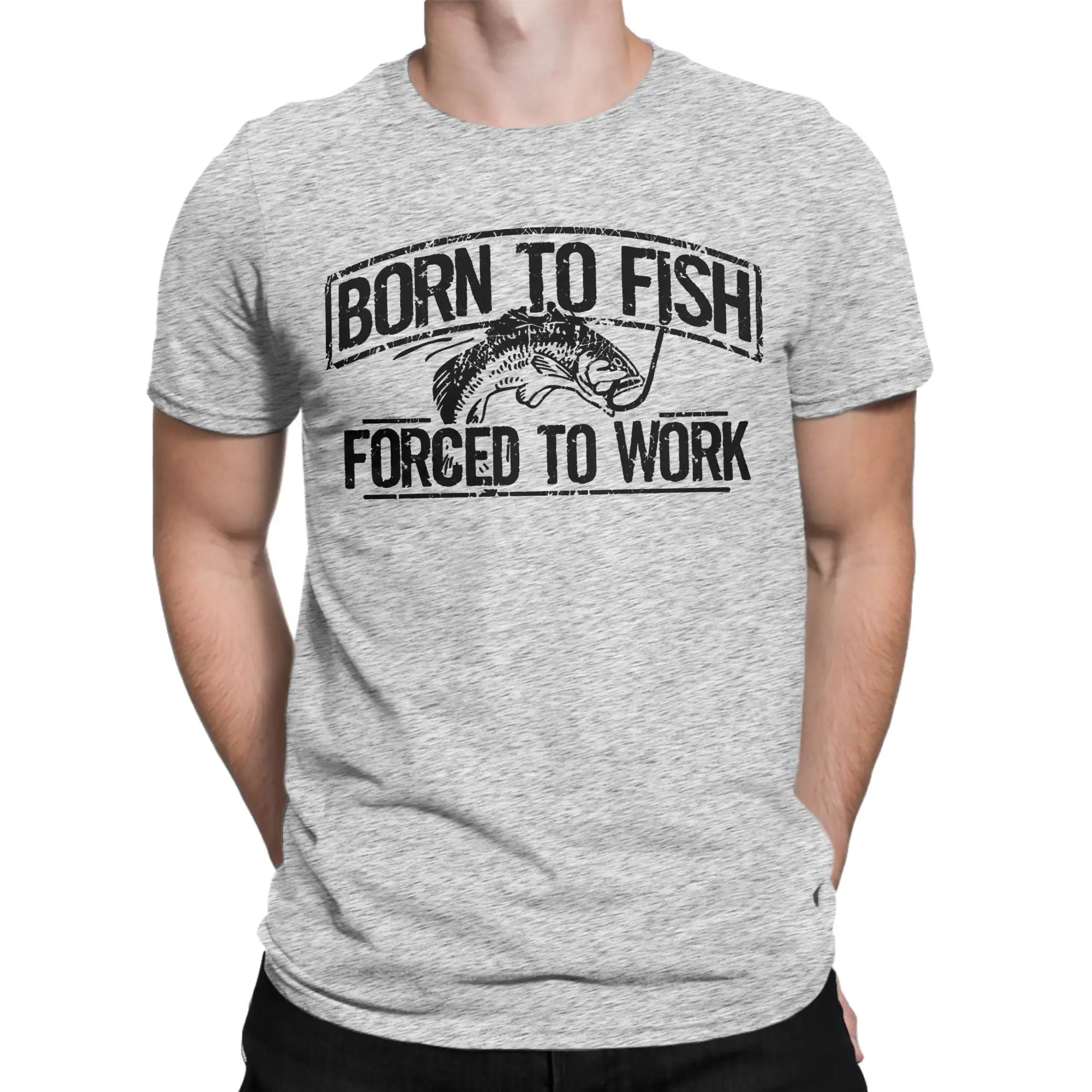 قميص Born to Fish Forced to Work - تي شيرت صيد مضحك لعطلة نهاية الأسبوع للرجال الذين يفضلون البحيرة فوق المكتب #1