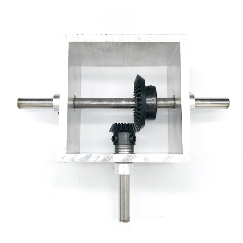 

90 Degree Right Angle Drive Bevel Gear Reversing Change Gear Box 1 to 2 Hand Micro Mechanical Angle Reducer