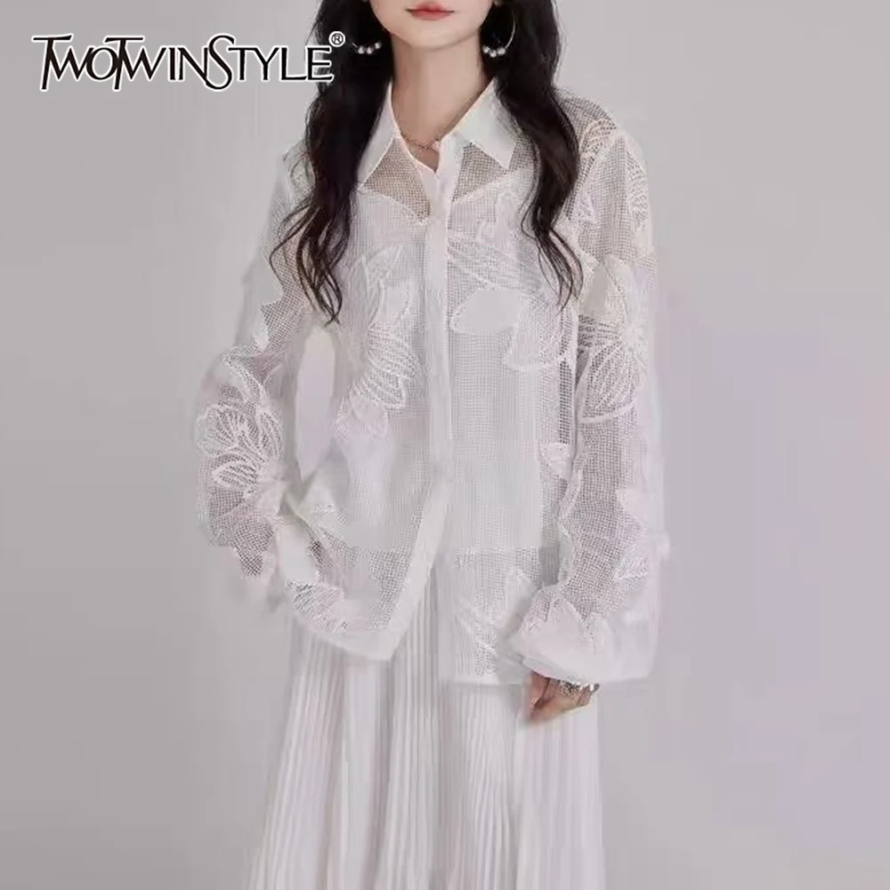 

TWOTWINSTYLE Solid Spliced Lace Elegant Shirt Female Lapel Long Sleeve Loose Intellectual Casual Women's Shirts Fashion Autumn
