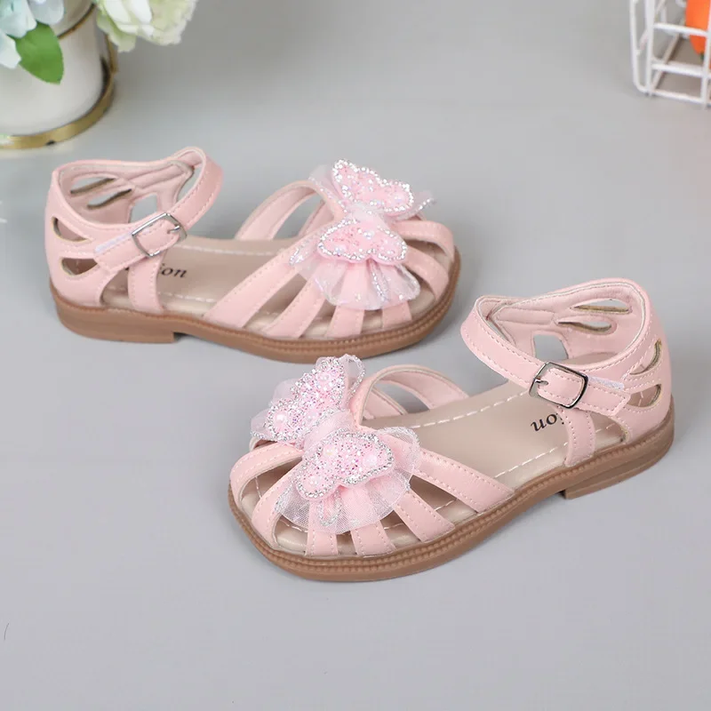 Sandales d'été pour filles, chaussures de plage princesse, découpes pour enfants, sandales en dentelle papillon en cristal, douces, respirantes, Anti-coup de pied, mignonnes, 2025