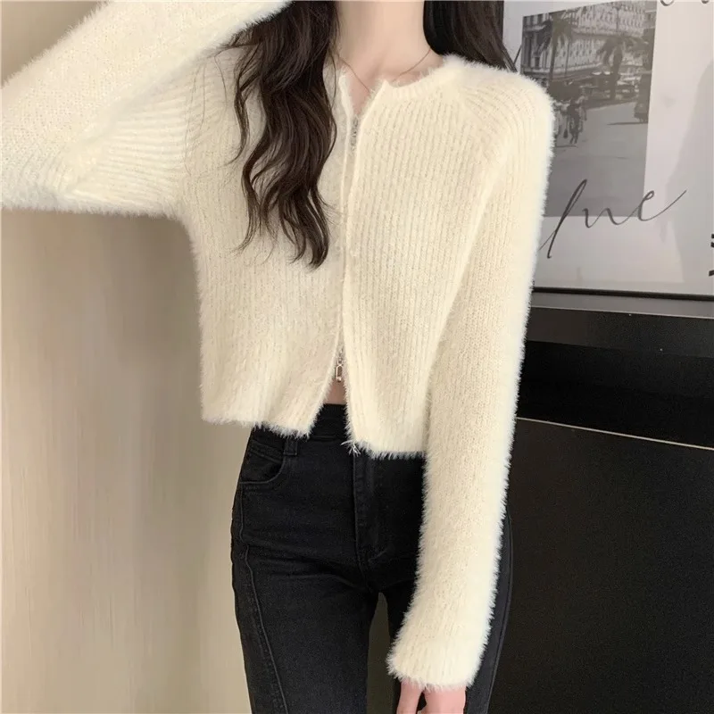 Slim Fit Short Zippered Cardigan Sweater For Women Spring Autumn New Style Long Sleeved Knitted Sweater Round Neck Top