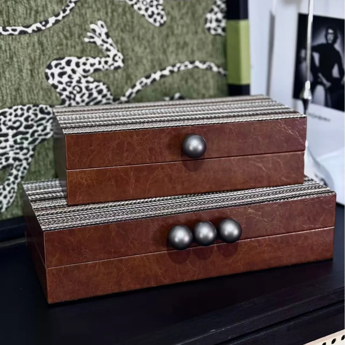 

Modern Creative Leather Jewelry Box And Jewelry Storage Box
