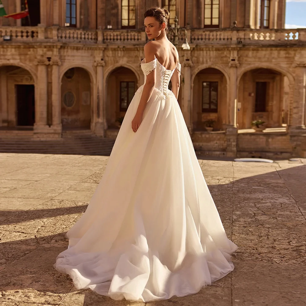 Fashion Empire Wedding Dresses for Ladies Elegant Strapless Bridal Gowns with Lace Exquisite Sleeveless Vestidos De Novia 2026