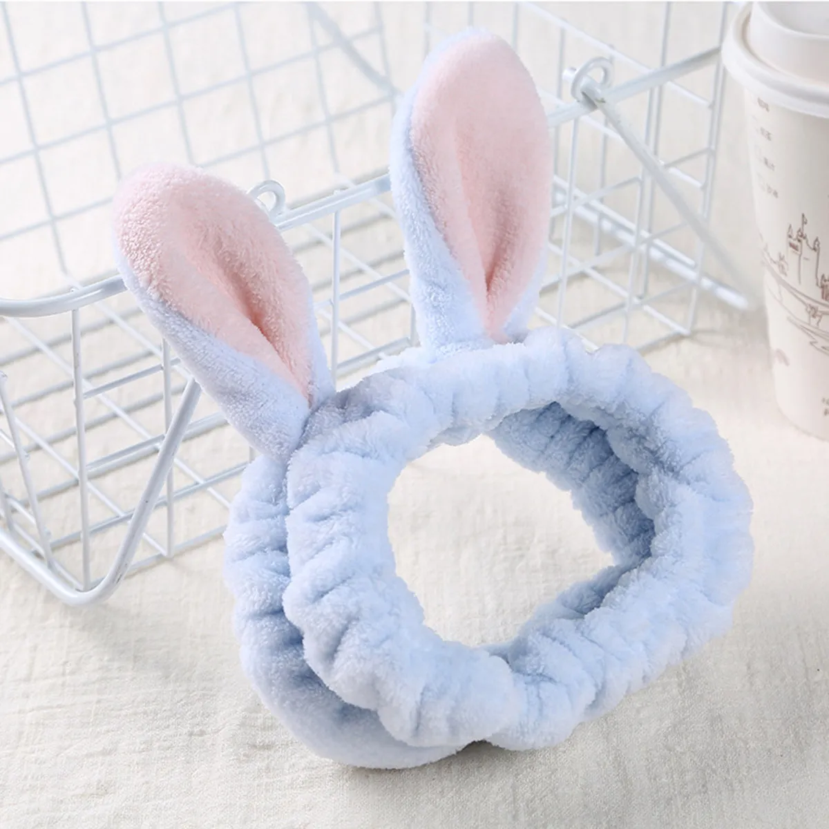 

Повязка для волос с кроличьими ушками, светло-голубая, эластичная, из ткани, для женщин и девочек, универсальный размер, для умывания, макияжа, спа-процедур