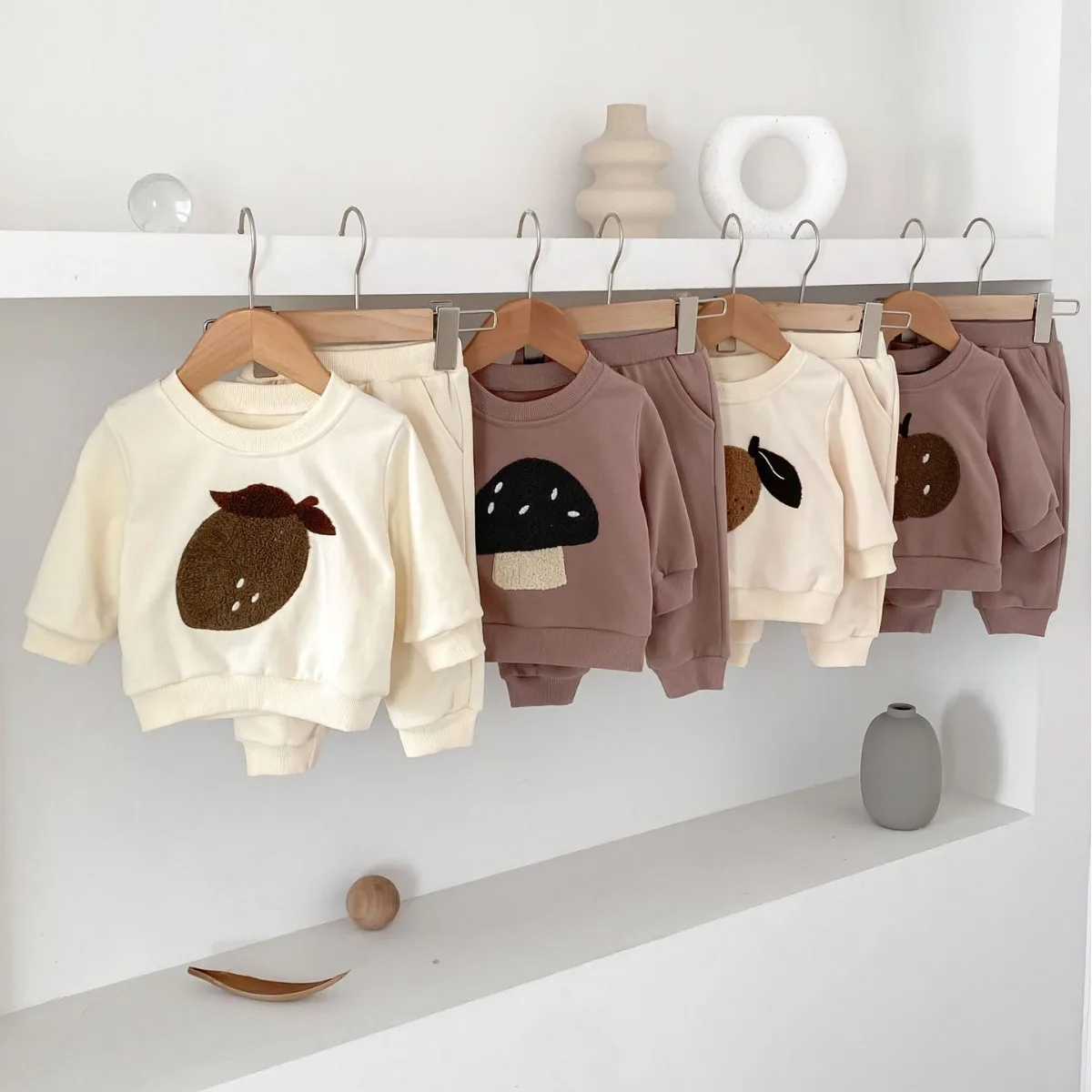 Korean Style Casual Spring Suit: Fruit Print Sweatshirt Set for Boys Girls, O-Neck Sweatshirt Pants 2PCS Set, Trendy Fashionable