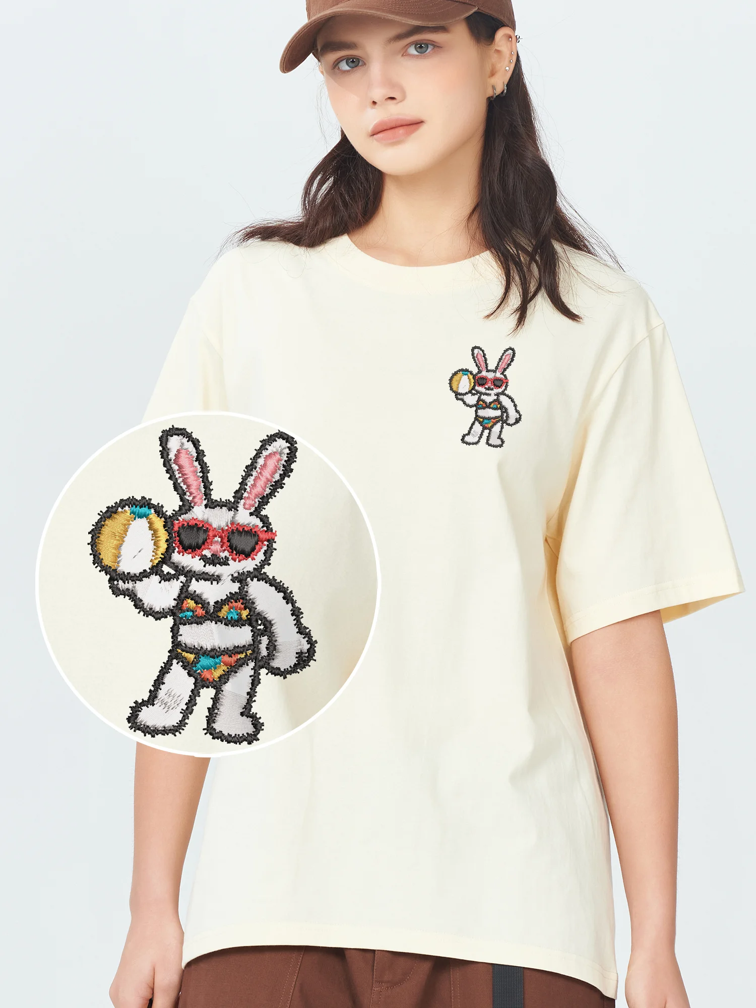 

Playing Volleyball Rabbit Embroidered T Shirts Unisex Stylish Summer Comfortable Embroidery Tshirts Mens Gifts​