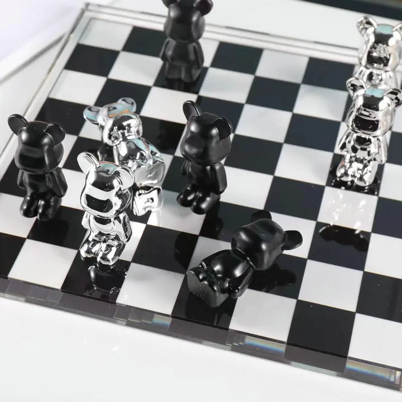 Modern Luxury Creative Crystal Chessboard Decoration Black and White Chess Set, Living Room and Study Soft Decoration Gift