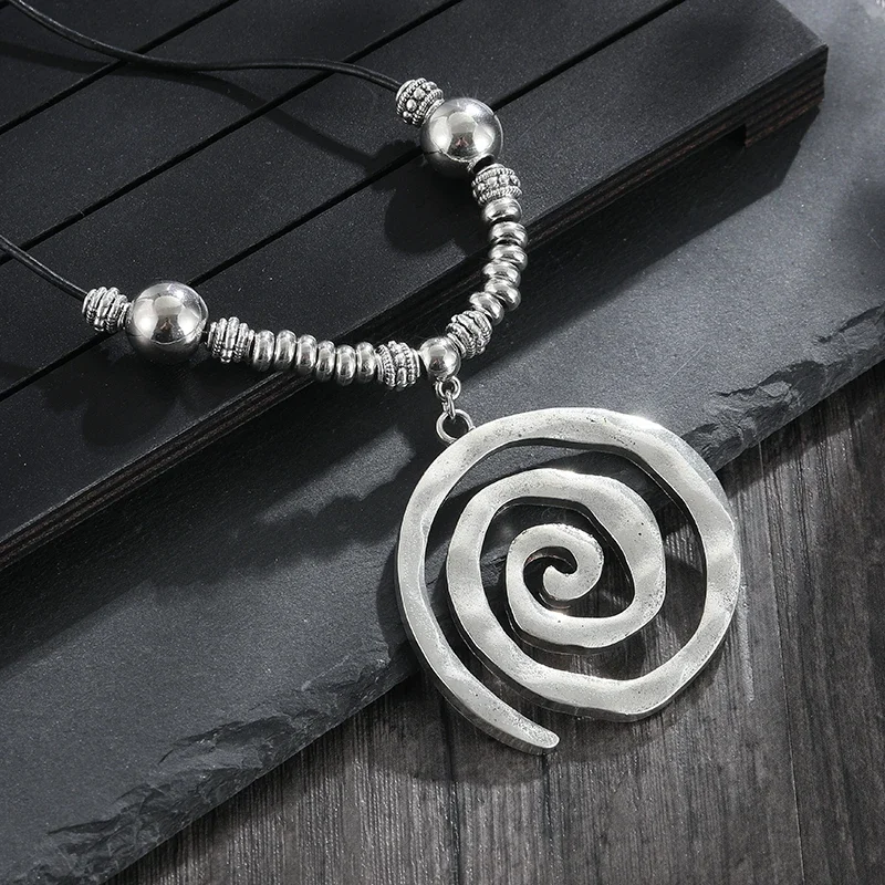 Böhmische ethnische Stil kreative gewachste Seil Schmuck Strand Urlaub Muschel Anhänger Vintage Spirale Symbol Halsketten für Frauen Mädchen