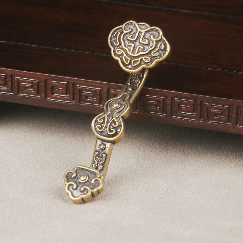 زخرفة رويي نحاسية عتيقة على ال - مراجعة Vintage Collectible Ornaments وسعره