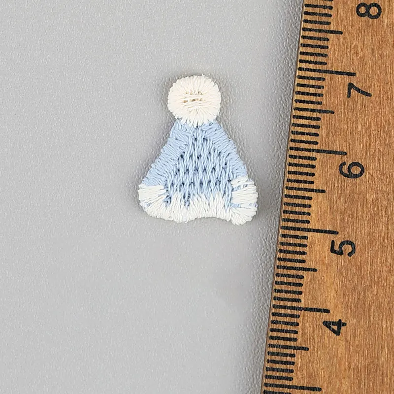 50 Stück 1,5 x 1,8 cm niedliche kleine bestickte Hut-Aufnäher für Haarspangen-Accessoires, Hut, Stofftasche, Dekorationsaufnäher – Detail 7