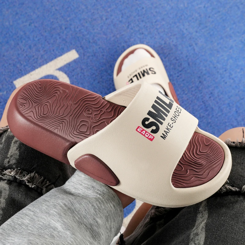 

Summer Casual Outdoor Men Slippers Non-Slip Beach Sandals Thick Shoes Shoes Platform House Shoe Indoor Shower Bathroom Slippers