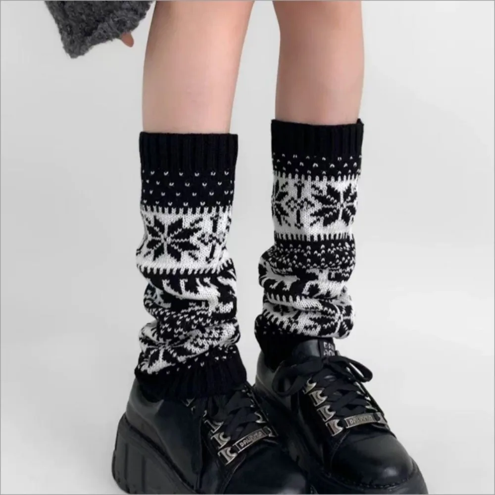 

Gifts Retro Christmas Winter Leg Warmers Snowflakes Keep Warm Christmas Snowflake Knit Socks Deer Loose Socks Women Knitted Sock