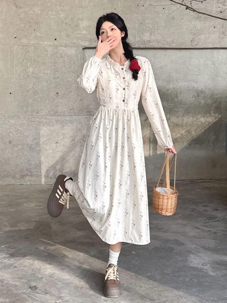 Women Floral Corduroy Dress Sweet Style Spring Autumn Long Sleeve Maxi Dress Round Neck Lace Trim Patchwork Loose Fit Casual